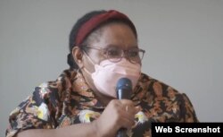 Anggota Majelis Rakyat Papua, Ciska Abogau, Senin 21 Maret 2022. (VOA)