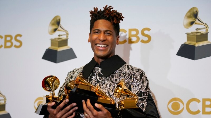 Batiste Wins Album Honor, Zelenskyy makes appeal at Grammys