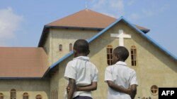 Cette exhortation épiscopale intervient à quelques semaines de la visite du pape François en RDC, pays laïc où l’Église catholique revendique 40% de la population.