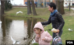 Amelia Anisovych and Lilia Anisovych, Ukrainina refugees in Poland