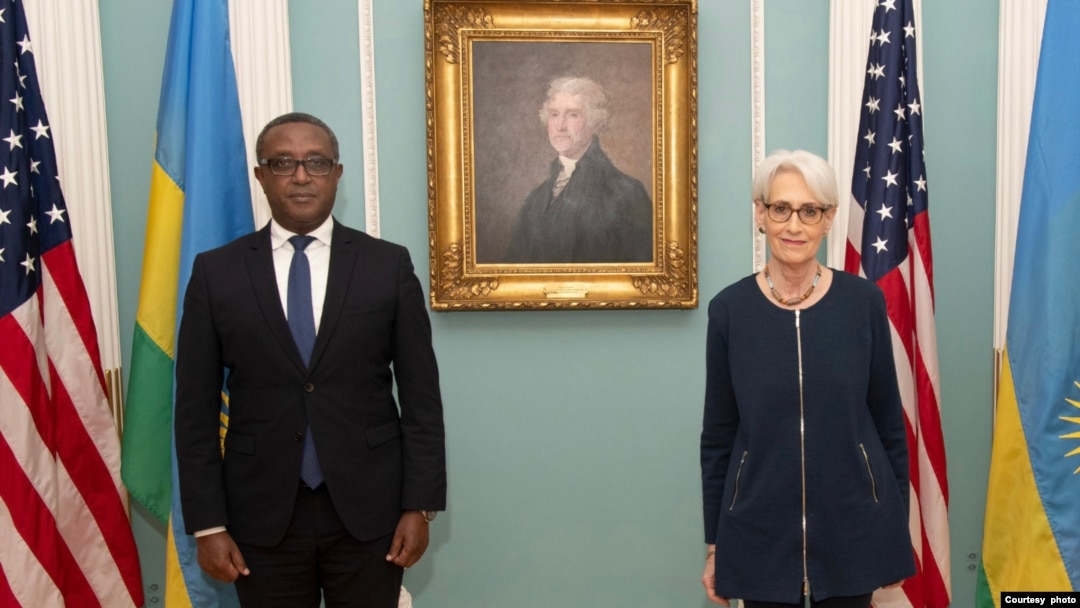 Ministiri wungirije w’ububanyi n’amahanga wa Leta zunze ubumwe z'Amerika Wendy Sherman yakiriye ministiri Vincent Biruta w'u Rwanda ushinzwe ububanyi n'amahanga.
