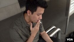 政府统计数据显示，每 5 名 15 岁及以上的马来西亚人中就有 1 人吸烟，其中包括 40% 的男性。