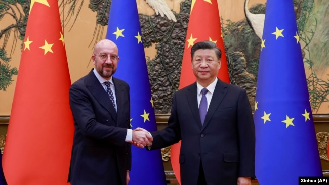 샤를 미셸 유럽연합(EU) 정상회의 상임의장과 시진핑 중국 국가주석이 1일 베이징에서 회담했다.