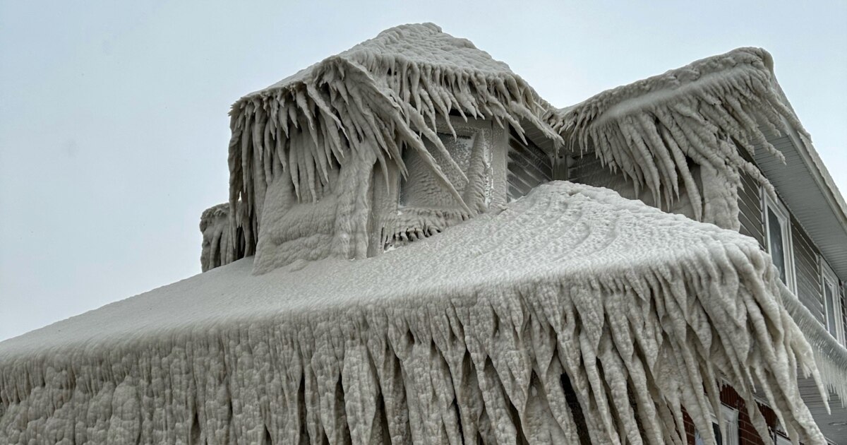 Death Toll Climbs to 28 From Frigid Monster Storm in US