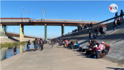 (ARCHIVO) Venezolanos en la frontera buscan cruzar a EEUU pese al Título 42 el 22 de diciembre de 2022.