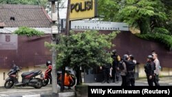 مرکز پولیس در اندونیزیا که هدف حملهٔ انتحاری قرار گرفت.