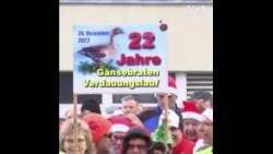 德国民众圣诞节后参加跑步  