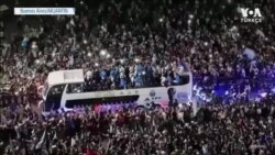 Messi’ye Arjantin’de Coşkulu Karşılama
