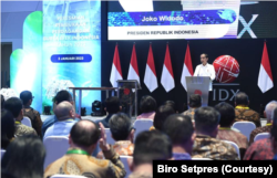 Presiden Joko Widodo bersyukur kinerja pasar modal Indonesia masih jauh lebih baik dibandingkan dengan pasar modal negara-negara lain. (Foto: Courtesy/Biro Setpres)