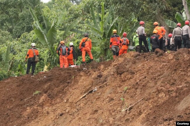 Salah satu kawasan terdampak gempa di Cugenang, Kabupaten Cianjur, Jawa Barat, Kamis (24/11). (Foto: Courtesy : BNPB)