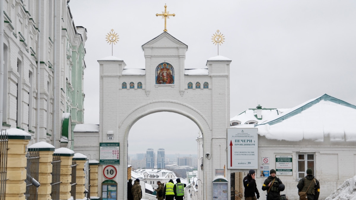 乌克兰安全部门突击搜查基辅一所俄罗斯东正教修道院