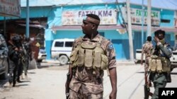 Militer Somalia melakukan pengamanan pasca serangan militan di Mogadishu (foto: dok). 