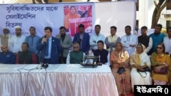 সিলেটে সুবিধাবঞ্চিতদের মাঝে হুইল চেয়ার ও সেলাই মেশিন বিতরণ অনুষ্ঠান শেষে সাংবাদিকদের সাথে কথা বলেন বাংলাদেশের পররাষ্ট্রমন্ত্রী ড. এ কে আবদুল মোমেন। ১৮ ডিসেম্বর, ২০২২।