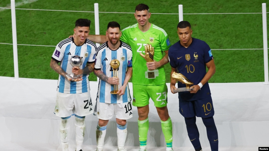 Direct Coupe du monde 2022. L'Argentine bat la France aux tirs au but et  remporte la Coupe du monde