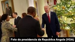 Presidente angolano João Lourenço saúda Presidente americano Joe Biden em jantar na Casa Branca 