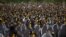 Ribuan penguin (Manchots Royaux) di Pulau Possession, bagian dari Kepulauan Crozet yang merupakan kepulauan sub-Antartika dari pulau-pulau kecil di Samudera Hindia bagian selatan. (Foto: AFP)