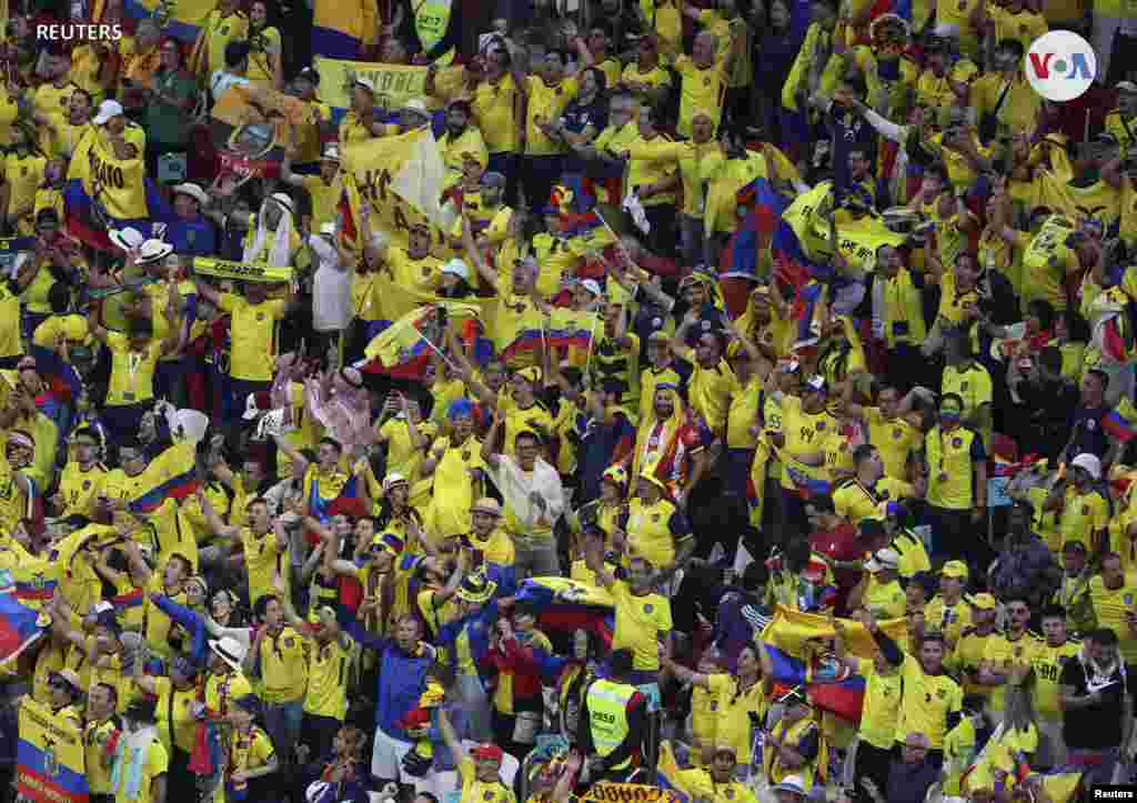 La afición ecuatoriana coloreó el estadio Al Bayt en el partido inaguural entre Ecuador y Qatar REUTERS/Hamad I Mohammed