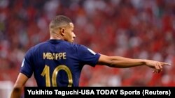 Penyerang Prancis Kylian Mbappe saat melawan Maroko pada paruh pertama pertandingan semifinal Piala Dunia 2022 di Stadion Al Bayt. (Foto: Yukihito Taguchi-USA TODAY Sports)