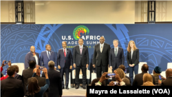 Foto de grupo com o Presidente Filipe Nyusi no Forum de Paz, Segurança e Governação na Cimeira EUA-África em Washington DC. Dez, 13, 2022