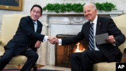 조 바이든 미국 대통령과 기시다 후미오 일본 총리가 지난해 1월 워싱턴 백악관에서 회담했다. (자료사진)