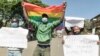 Au Kenya, les personnes LGBTQ sont confrontées à la précarité et aux discriminations dans une société où l'homosexualité reste taboue.