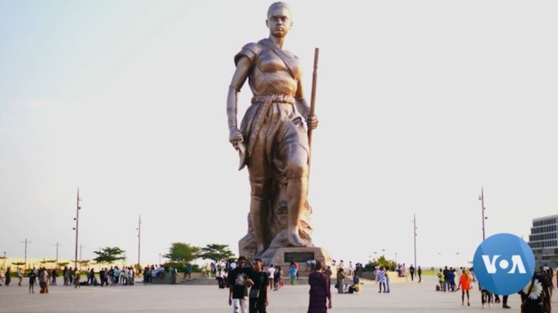 Bénin: polémique autour d'une statue prétendument construite par des Nord-Coréens