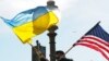 В центрі Вашингтона встановили прапори України та США на честь візиту президента України Володимира Зеленського, 21 грудня 2022 року REUTERS/Kevin Lamarque 