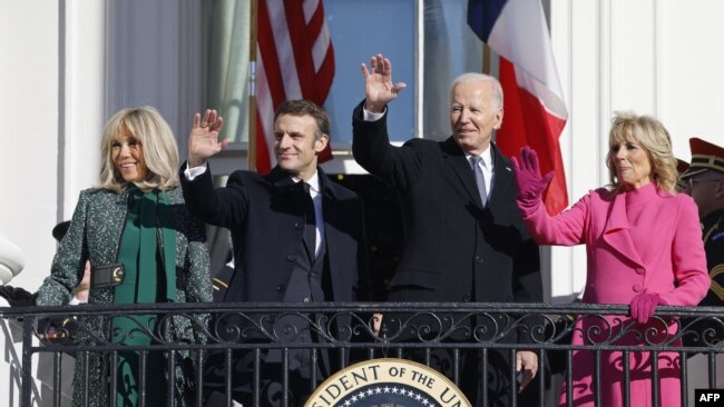 조 바이든 미국 대통령과 에마뉘엘 마크롱 프랑스 대통령이 1일 백악관에서 정상회담을 했다.