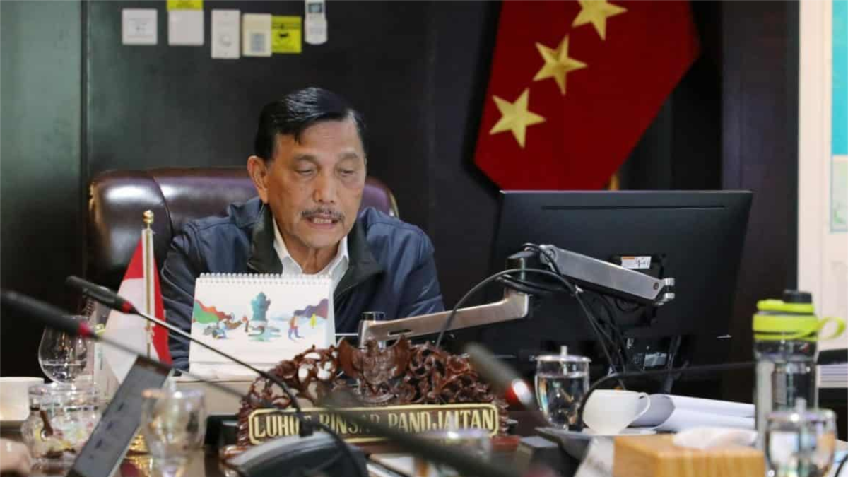 Luhut: Pemerintah Akan Segera Luncurkan Kendaraan Listrik Bersubsidi