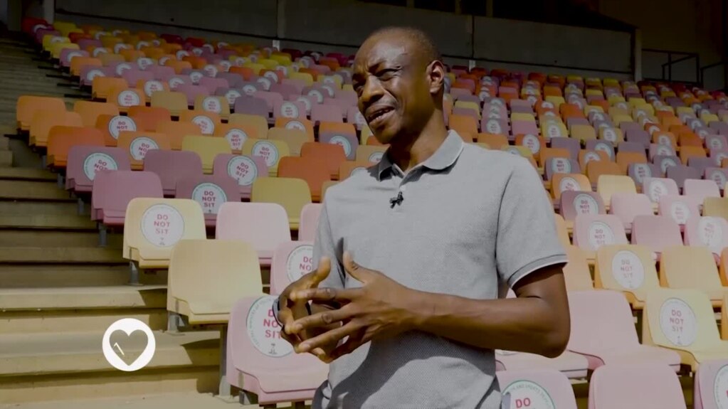 Hira Da Dakta Abdulsalam Kayode Shuaibu Mataimakin Darakta A Sashen Kula Da Lafiyar 'Yan Wasa A Ma'aikatar Matasa Da Wasanni