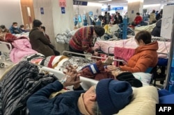 上海同仁医院里的病人。（2023年1月3日）