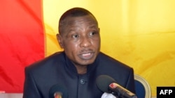 L'ancien capitaine Moussa Dadis Camara lors d'une conférence de presse à Ouagadougou, le 11 mai 2015.