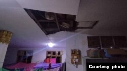 ဒီနေ့မနက် လှုပ်ခဲ့တဲ့ ၅.၂ ရစ်ချ်တာစကေးရှိငလျင်င်ကြောင့် မန္တလေးမြို့ ခန္တောတိုက် မဏိရတနာကျောင်း ပျက်စီးမှုမြင်ကွင်း။
ဓာတ်ပုံ - (ခန္တောတိုက် မဏိရတနာကျောင်း/ ဒီဇင်ဘာ ၁၅၊ ၂၀၂၂)