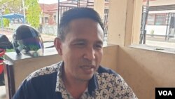 Ketua Fraksi Partai Demokrat Dewan Perwakilan Rakyat Daerah (DPRD) Poso, Iskandar Lamuka, Jumat (9 Desember 2022) (Foto : VOA/Yoanes Litha)