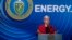 Sekretarica za energetiku Jennifer Granholm govori o naučnom proboju u nuklearnoj fuziji na konferenciji za novinare u Sekretarijatu za energetiku u Washingtonu, 13. decembra 2022.