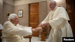POPE-BENEDICT