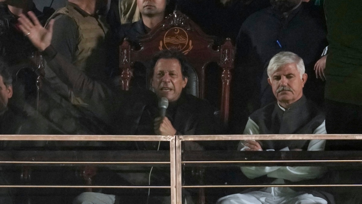 Ousted Pakistan PM Says Party to Quit Provincial Legislatures - Vimarsana News