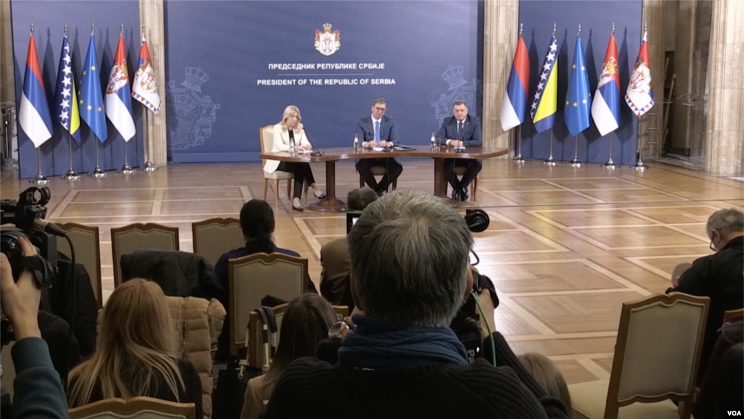 Konferencija za medije predsednika Srbije Aleksandra Vučića zajedno sa liderima Republike Srpske (foto: screenshot)