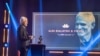 Правозащитник Алесь Беляцкий получает премию «Право на жизнь» на церемонии в Стокгольме, Швеция, 3 декабря 2020 года