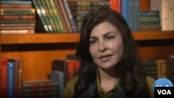 La veterana locutora Shaista Sadat Lami analiza cómo cambió el trabajo de los periodistas en Afganistán después de que los talibanes regresaron al poder en agosto de 2021.