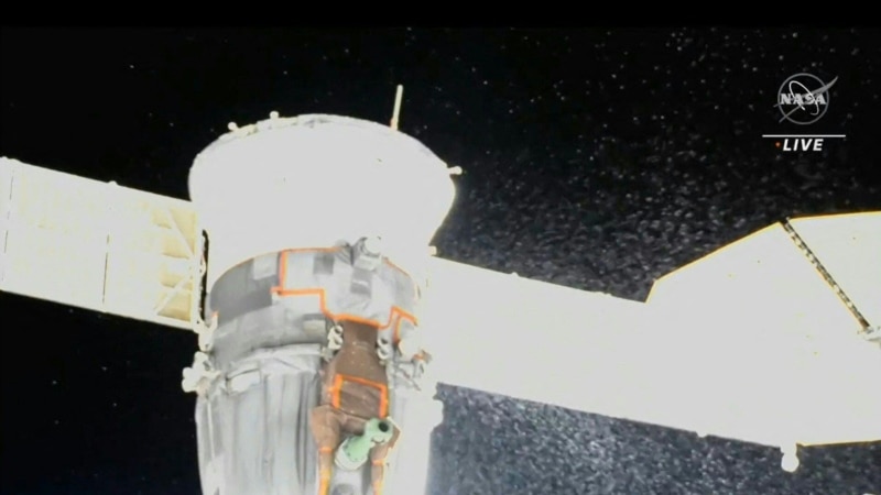 Tiny Meteorite May Have Caused Leak From Soyuz Capsule