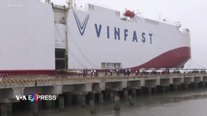 VinFast giao lô ôtô điện đầu tiên cho khách hàng Mỹ
