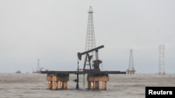 Plataforma petrolera ubicada en el lago de Maracaibo, en Cabimas, Venezuela, 14 de octubre de 2022. 