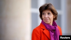 کاترین کولونا، وزیر خارجه فرانسه. آرشیو
