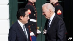 2023年1月13日，拜登總統在白宮南草坪迎接到訪的日本首相岸田文雄。