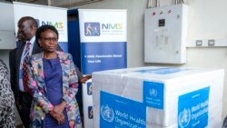 Ebola: l'OMS remet de nouveaux vaccins expérimentaux aux autorités ougandaises