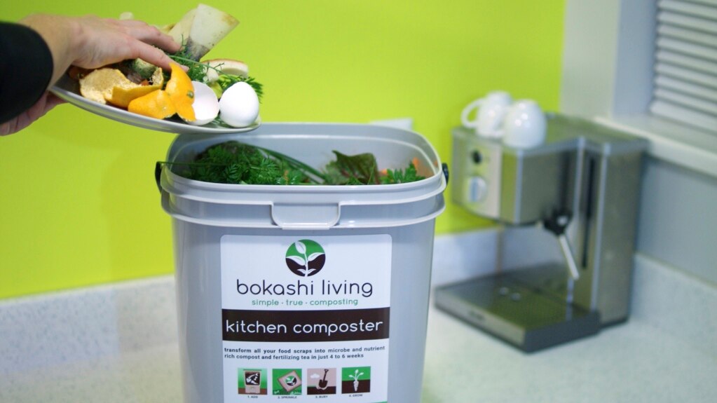 
A Way to Speed Up Composting Process
