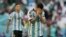 Lionel Messi, jwe vedet seleksyon naysonal Ajantin nan reyaji apre li rate yon gol pandan match Gwoup C ekip la kont Arabi Saoudit, Madi 22 Nov. 2022. 