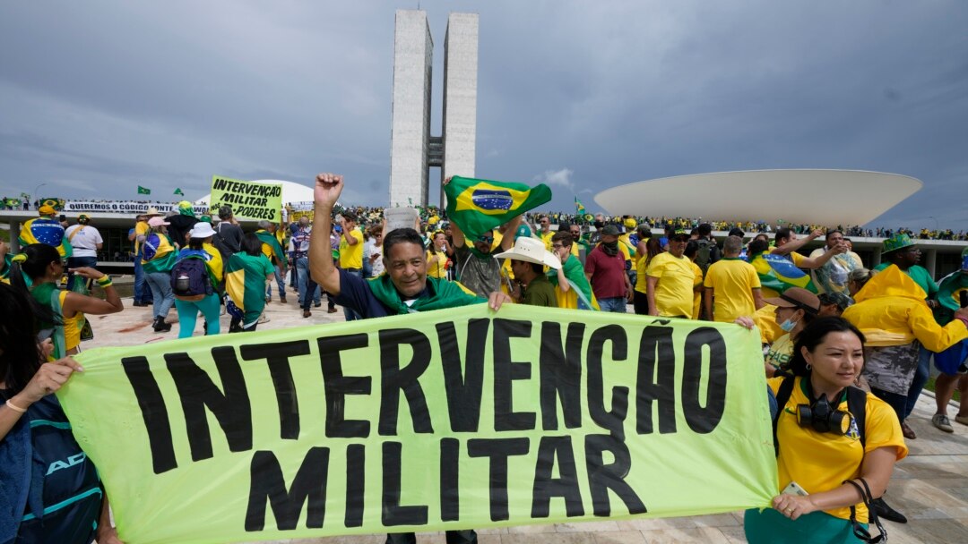 Ato pró-Bolsonaro: ex-presidente usa imagens de multidão para se contrapor  a números, diz pesquisador - BBC News Brasil