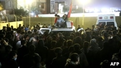 8일 이라크 남부 나시리야에서 반정부 시위가 계속됐다.